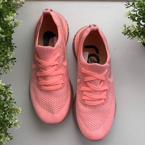 Nike Epic React Flyknit 2 Women's Running Shoes Size 8.5 Color Pink